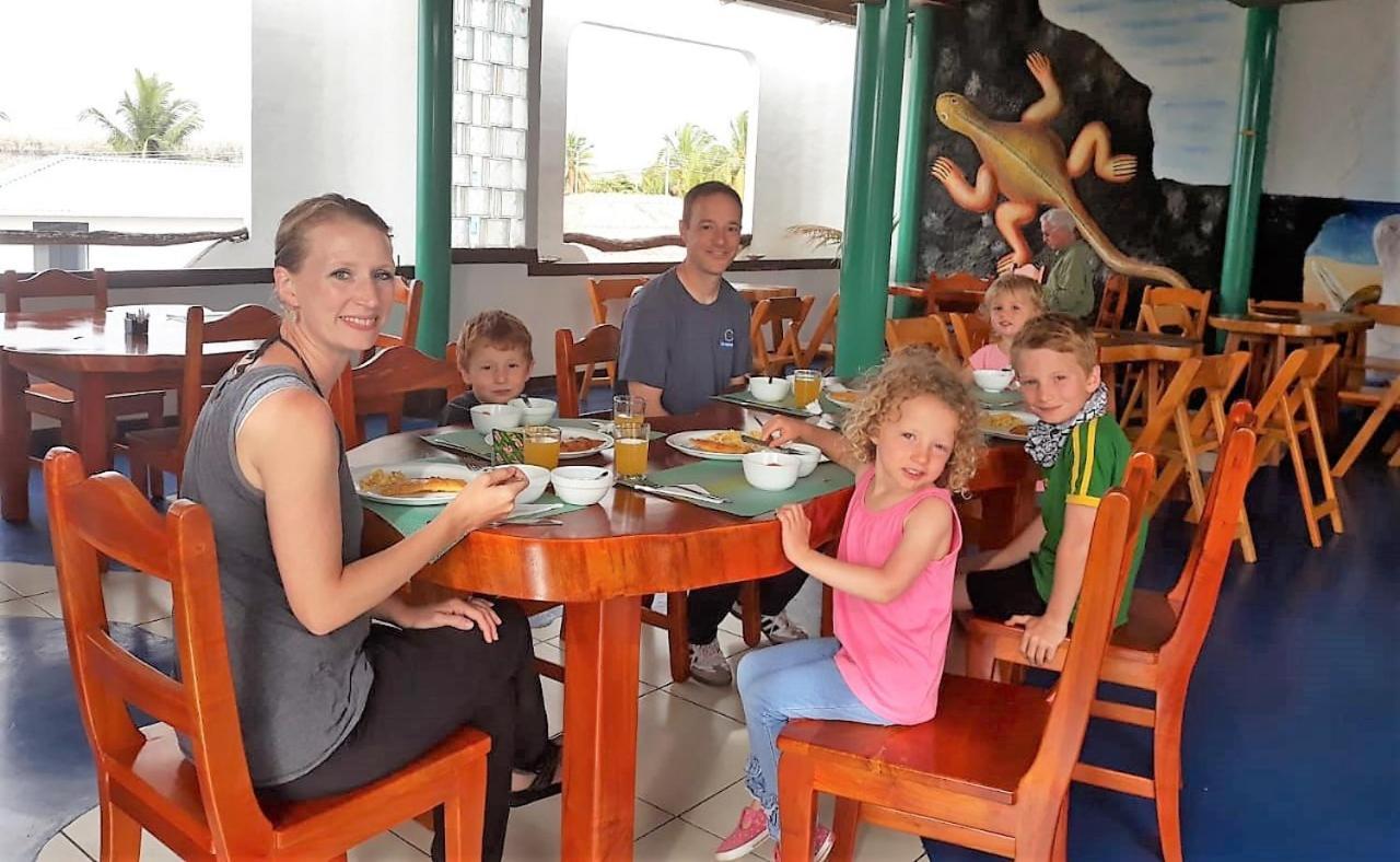 Hotel Coloma Galapagos Puerto Ayora  Eksteriør billede